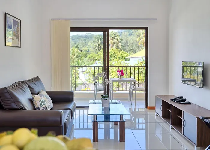 Creole Breeze Self Catering Anse Boileau